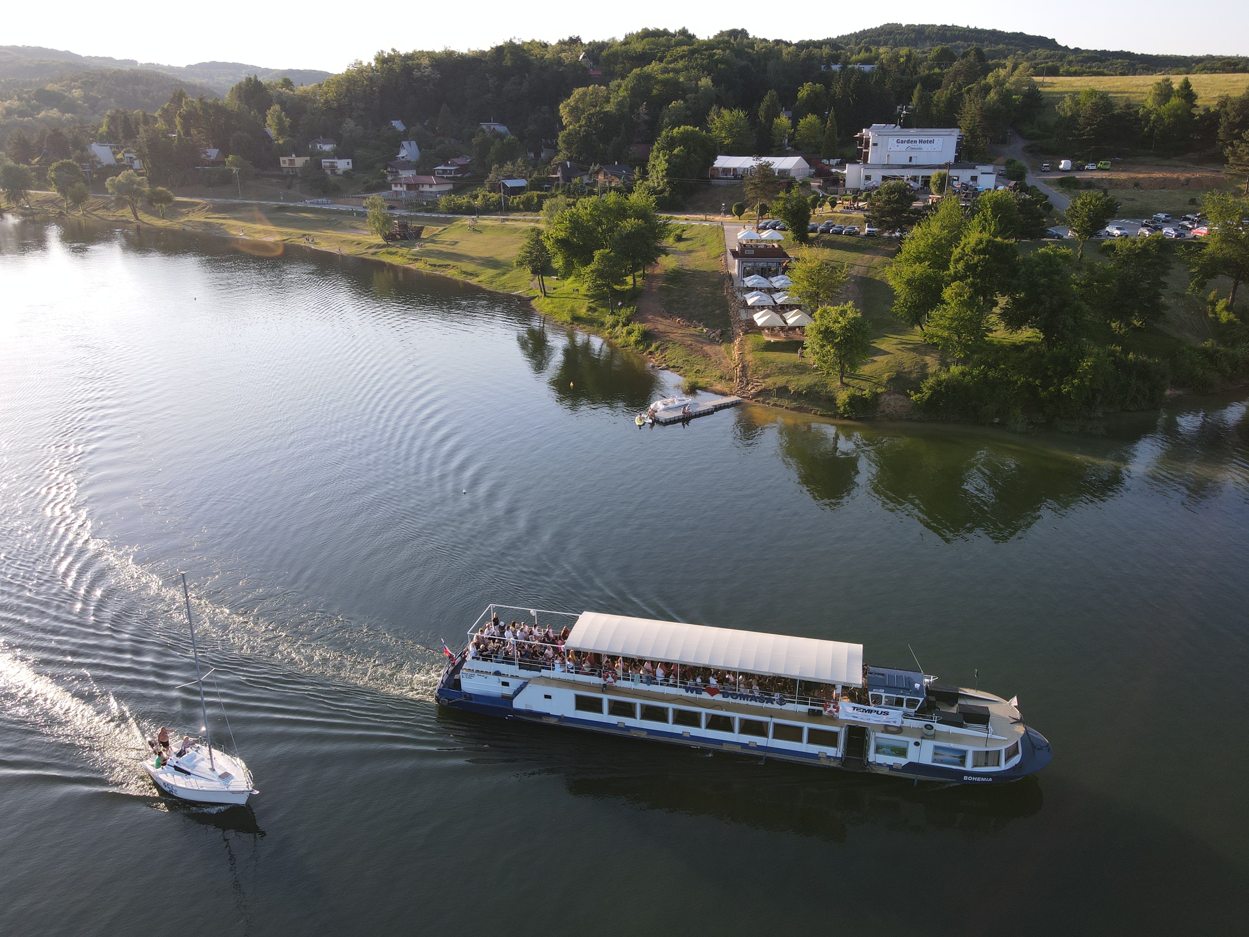 SOFIA Yacht Club z výšky